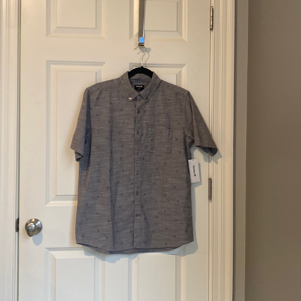 Hurley collared button down